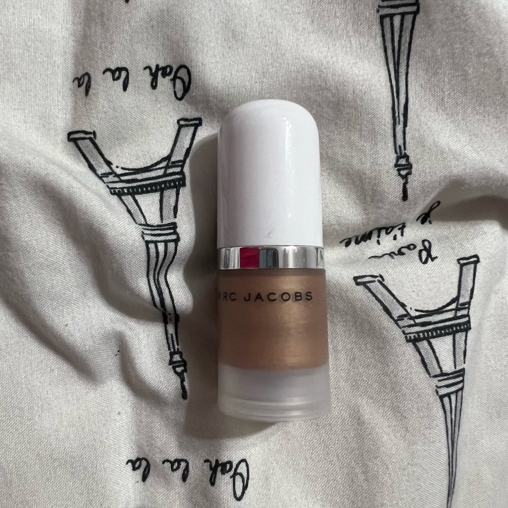 Marc Jacobs mini liquid highlighter